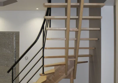ebenisterie-menuiserie-blois-escalier-bois-cypres-du-bois-3