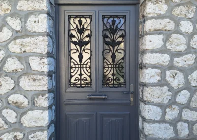 fabrication-porte-bois-blois-cypres-du-bois